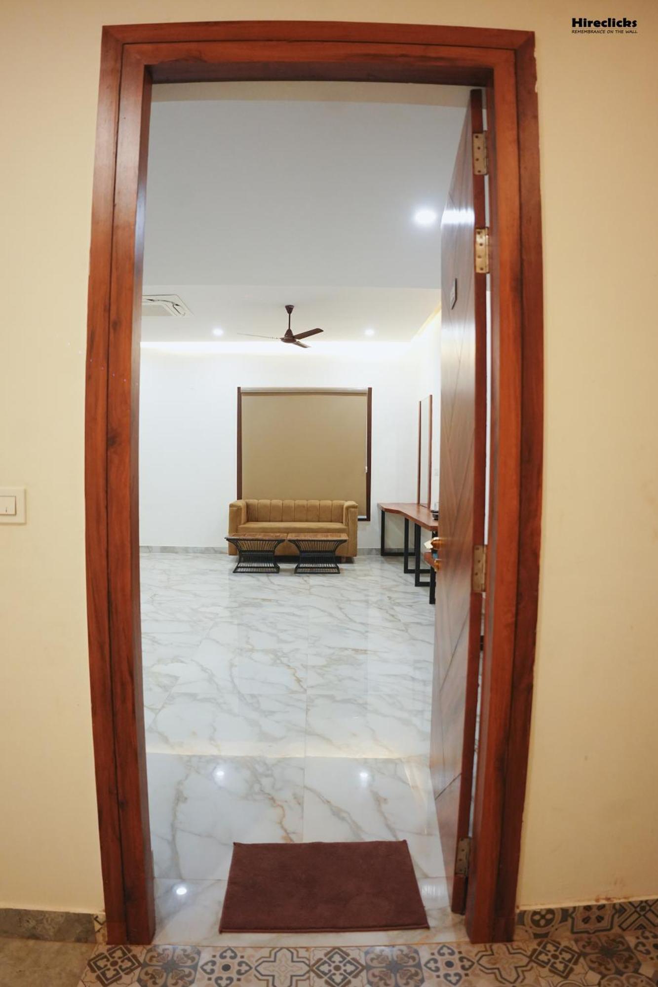 The Krati Resort & Convention Centre バレーリー エクステリア 写真
